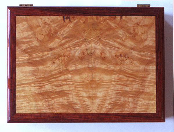 Cocobolo box - Wood man's valet box, handmade man's keepsake box - Cocobolo and maple burl wood - Top view